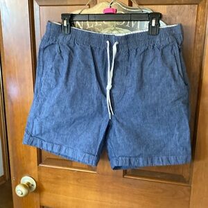 Men’s elastic waist shorts